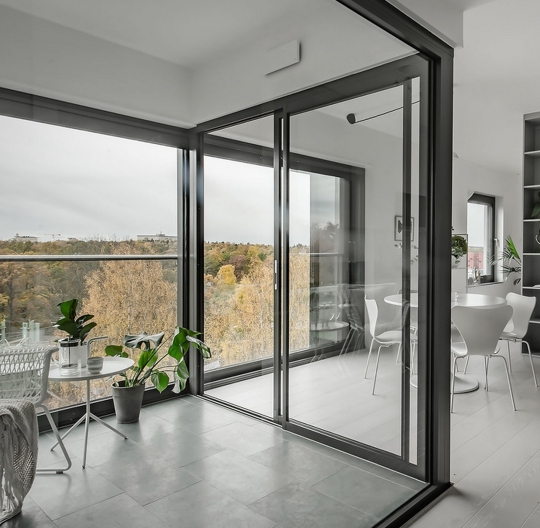 How Aluminium Sliding Windows Can Maximize Space in Compact Flats